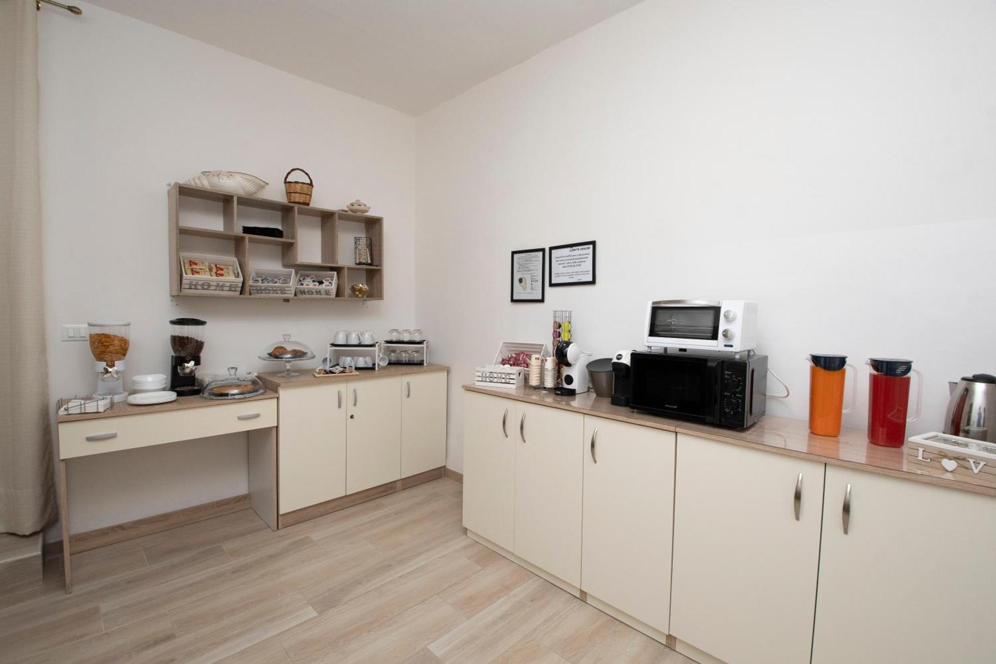 Lory'S House Hotel Porto Cesareo Ngoại thất bức ảnh